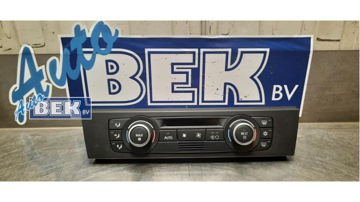 Używane Panel climatronic BMW 3 serie (E90) 320i 16V Cena € 60,00 Procedura marży oferowane przez Auto Bek