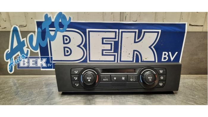 Begagnade Klimatpanel BMW 3 serie (E90) 320i 16V Pris € 60,00 Marginaltabell erbjuds av Auto Bek