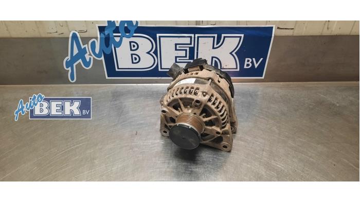 Usagé Dynamo Ford Fiesta 7 1.0 EcoBoost 12V 125 Prix € 45,00 Règlement à la marge proposé par Auto Bek