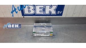 Usados Módulo (varios) Peugeot 3008 II (M4/MC/MJ/MR) 1.2 12V e-THP PureTech 130 Precio € 250,00 Norma de margen ofrecido por Auto Bek
