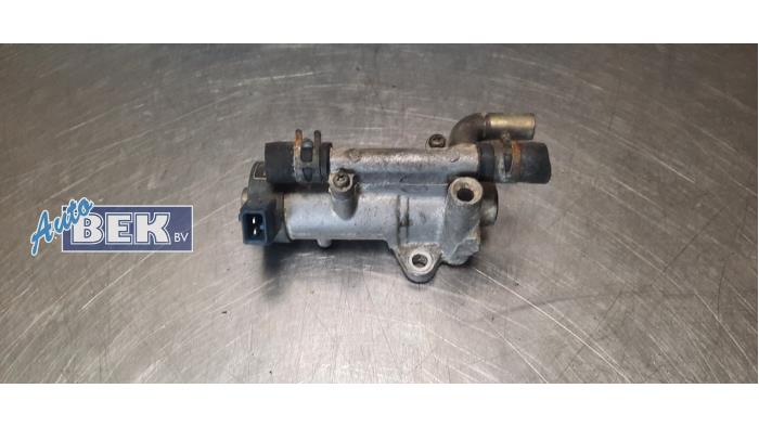 Vacuum valve from a Mazda RX-7 (FC13/42) RX-7 GLXi 1988