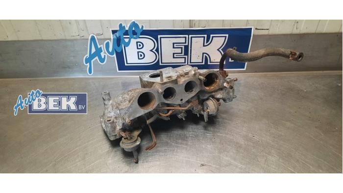 Używane Kolektor dolotowy Mazda RX-7 (FC13/42) RX-7 GLXi Cena € 150,00 Procedura marży oferowane przez Auto Bek