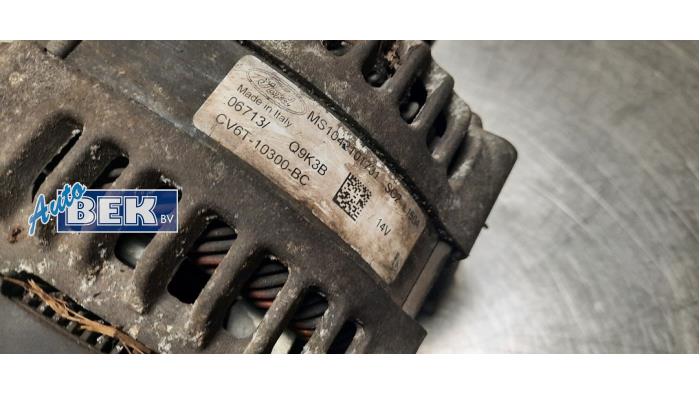 Dynamo van een Ford Fiesta 6 (JA8) 1.0 EcoBoost 12V 125 2013