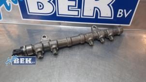 Used Fuel injector nozzle Fiat Doblo Cargo (263) 1.3 MJ 16V DPF Euro 5 Price € 35,00 Margin scheme offered by Auto Bek