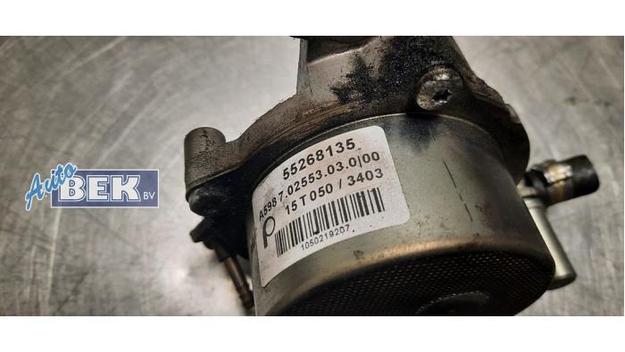 Vacuum pump (diesel) from a Fiat Doblo Cargo (263) 1.3 MJ 16V DPF Euro 5 2014