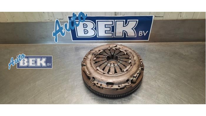 Usagé Kit embrayage (complet) Fiat Doblo Cargo (263) 1.3 MJ 16V DPF Euro 5 Prix € 75,00 Règlement à la marge proposé par Auto Bek