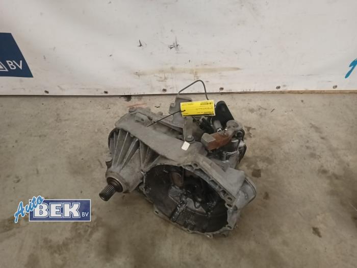 Gearbox from a Volkswagen Transporter T6 2.0 TDI DRF 2016