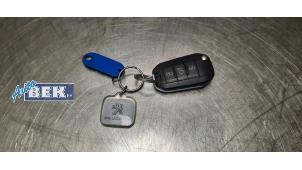 Gebrauchte Schlüssel Peugeot 308 SW (L4/L9/LC/LJ/LR) 1.6 BlueHDi 120 Preis auf Anfrage angeboten von Auto Bek