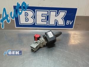 Used Ignition lock + key Opel Movano 2.3 CDTi 16V FWD Price € 100,00 Margin scheme offered by Auto Bek