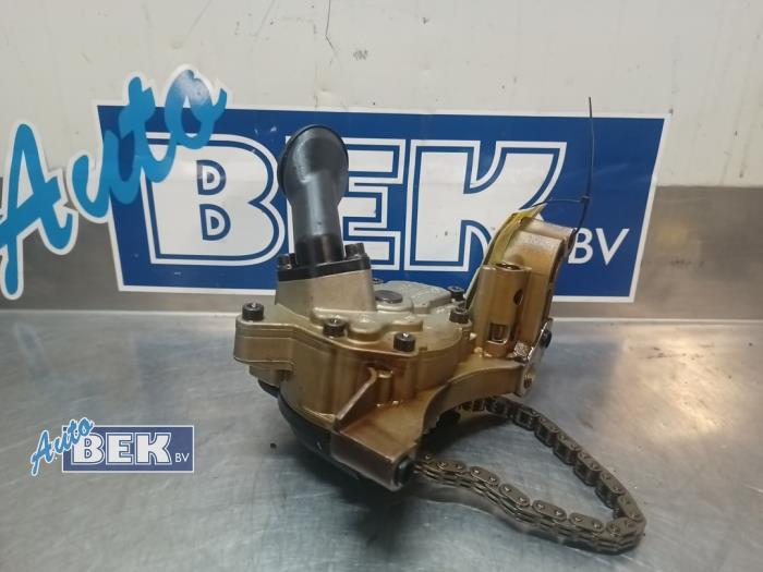 Używane Pompa oleju Seat Leon (1P1) 1.4 TSI 16V Cena € 60,00 Procedura marży oferowane przez Auto Bek