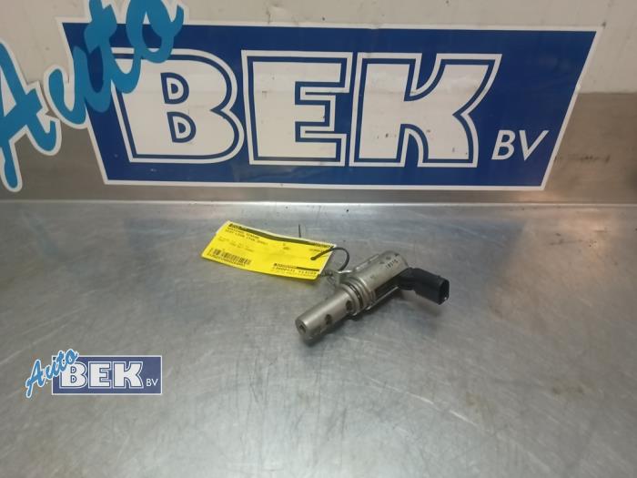 Begagnade Kamaxelsensor Seat Leon (1P1) 1.4 TSI 16V Pris € 14,00 Marginaltabell erbjuds av Auto Bek
