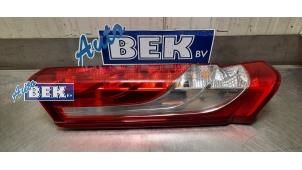 Usados Luz trasera izquierda Iveco New Daily VI 33S12, 35C12, 35S12 Precio de solicitud ofrecido por Auto Bek