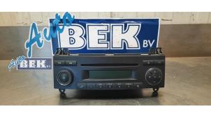 Usados Reproductor de CD y radio Mercedes Sprinter Precio € 40,00 Norma de margen ofrecido por Auto Bek