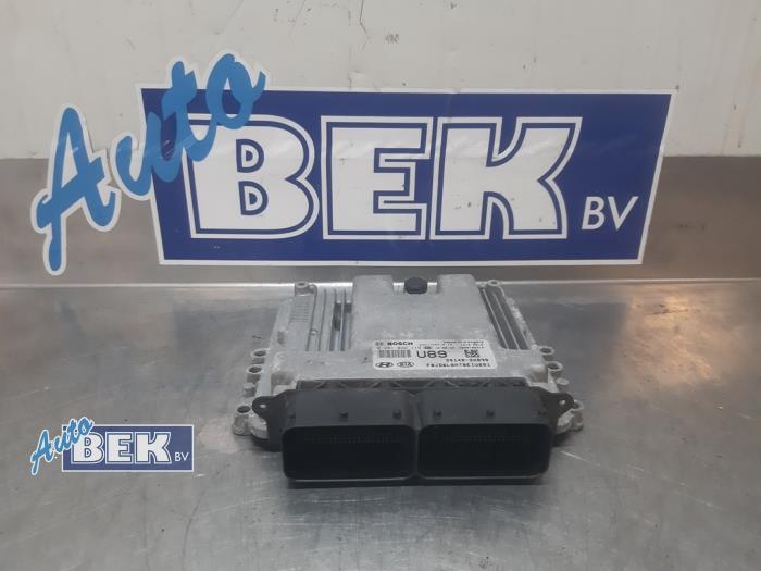 Used Engine management computer Kia Cee'd Sportswagon (JDC5) 1.6 CRDi 16V VGT Price € 175,00 Margin scheme offered by Auto Bek