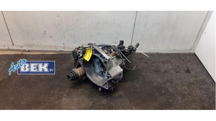 Gearbox from a Volkswagen Lupo (6X1) 1.2 TDI 3L 2000