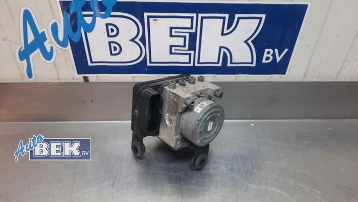 Używane Pompa ABS Alfa Romeo Giulietta (940) 1.6 JTDm 16V Cena € 185,00 Procedura marży oferowane przez Auto Bek