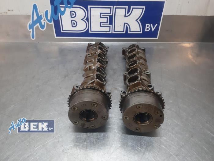 Usagé Kit arbre à cames Nissan Micra (K14) 1.0 12V Prix sur demande proposé par Auto Bek