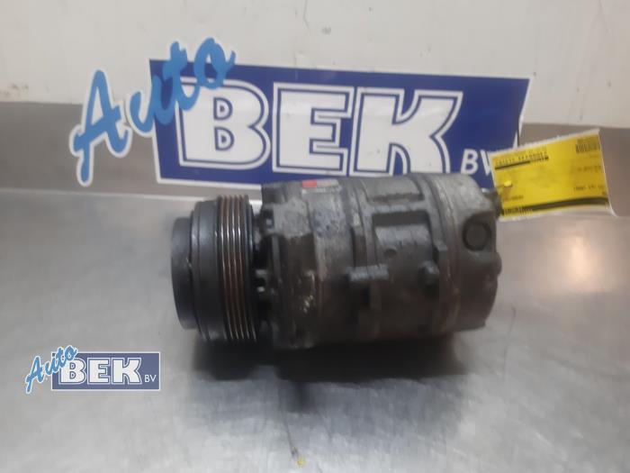 Usagé Compresseur de clim BMW 5 serie (E39) 528i 24V Prix € 39,99 Règlement à la marge proposé par Auto Bek