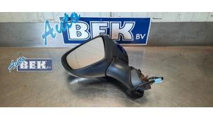 Used Wing mirror, left Renault Clio IV (5R) 0.9 Energy TCE 90 12V Price € 30,00 Margin scheme offered by Auto Bek