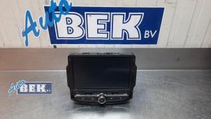 Usagé Radio Opel Corsa E 1.4 16V Prix € 299,00 Règlement à la marge proposé par Auto Bek