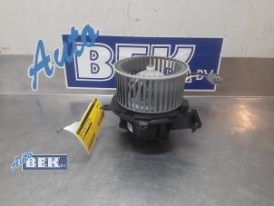 Used Heating and ventilation fan motor Opel Zafira Tourer (P12) 1.6 CDTI 16V ecoFLEX 136 Price € 35,00 Margin scheme offered by Auto Bek