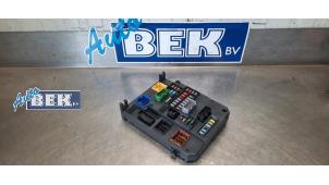 Usagé Boîte à fusibles Citroen DS4 (NX) 1.6 e-Hdi 16V 110 Prix € 100,00 Règlement à la marge proposé par Auto Bek
