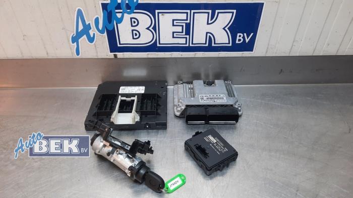 Used Ignition lock + computer Volkswagen Golf VII Variant (AUVV) 1.0 TSI 12V BlueMotion Technology Price € 195,00 Margin scheme offered by Auto Bek
