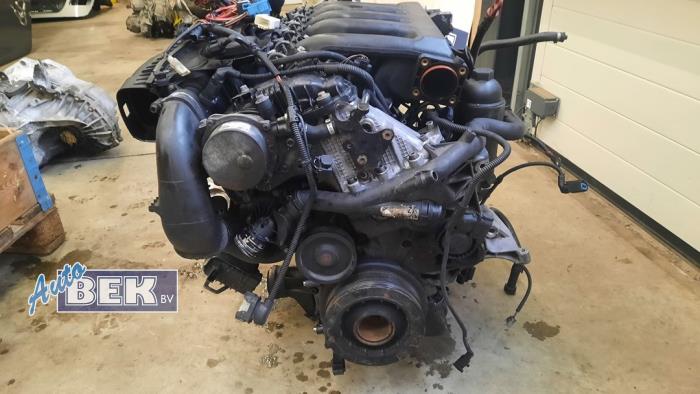 Motor from a BMW 3 serie Touring (E91) 330Xd 24V 2006