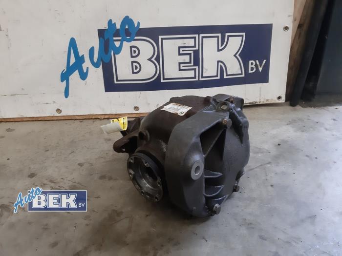 Rear differential from a BMW 3 serie Touring (E91) 330Xd 24V 2006