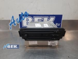 Used DVD player BMW 3 serie Touring (E91) 330Xd 24V Price on request offered by Auto Bek