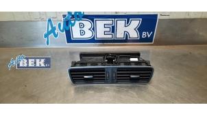 Used Dashboard vent Volkswagen CC (358) 1.8 TSI 16V Price € 30,00 Margin scheme offered by Auto Bek