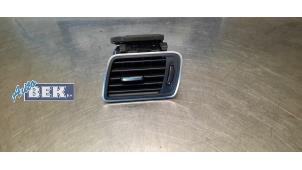 Used Dashboard vent Volkswagen CC (358) 1.8 TSI 16V Price € 14,95 Margin scheme offered by Auto Bek
