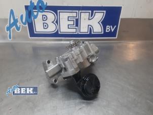 Usados Bomba de aceite Kia Sportage (NQ5) 1.6 T-GDi Hybrid 16V Precio de solicitud ofrecido por Auto Bek