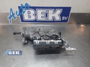 Used Tailgate motor Mercedes E Estate (S212) E-220 CDI 16V BlueEfficiency Price on request offered by Auto Bek