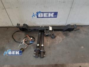 Used Towbar Mercedes E Estate (S212) E-220 CDI 16V BlueEfficiency Price on request offered by Auto Bek