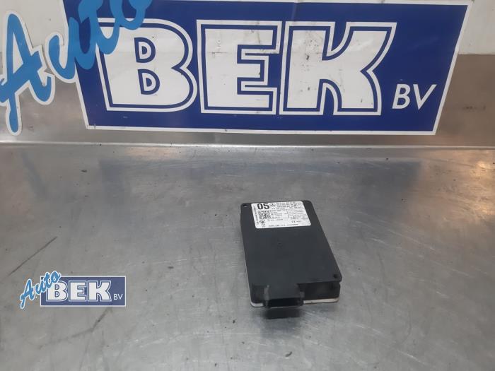 Używane Czujnik Side Assist Mercedes E Estate (S212) E-220 CDI 16V BlueEfficiency Cena € 185,00 Procedura marży oferowane przez Auto Bek