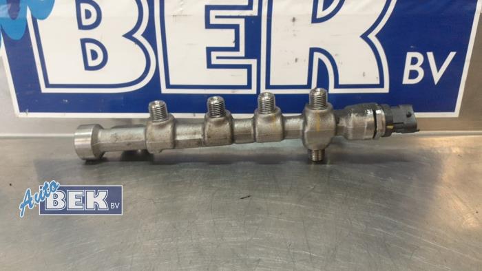 Usagé Système d'injection Alfa Romeo Giulietta (940) 1.6 JTDm 16V Prix € 100,00 Règlement à la marge proposé par Auto Bek