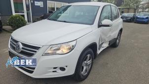 Used Front suspension system, left Volkswagen Tiguan (5N1/2) 1.4 TSI 16V Price on request offered by Auto Bek