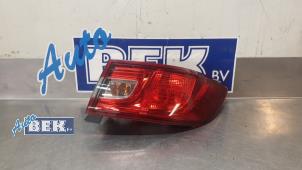 Used Taillight, right Renault Clio IV (5R) 0.9 Energy TCE 90 12V Price € 35,00 Margin scheme offered by Auto Bek