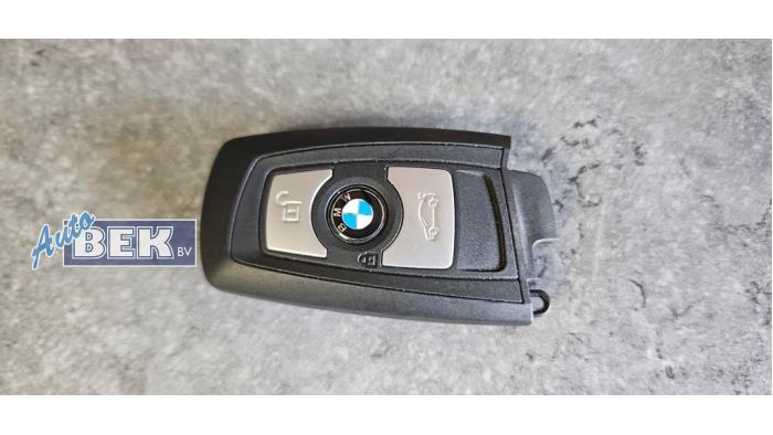 Llave de un BMW 3 serie (F30) 320d 2.0 16V 2017