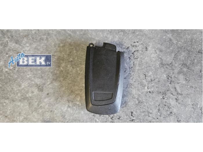 Key from a BMW 3 serie Touring (F31) 318d 2.0 16V 2016