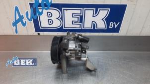 Usados Bomba de dirección asistida BMW 5 serie Touring (E61) 525i 24V Precio € 100,00 Norma de margen ofrecido por Auto Bek