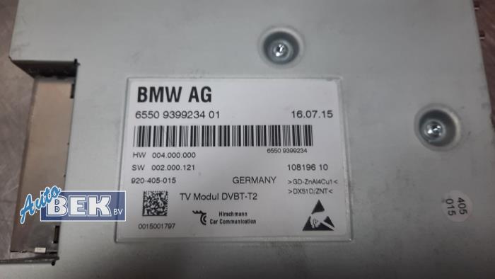 Carte TV d'un BMW 7 serie (G11/12) 740Li 24V 2015