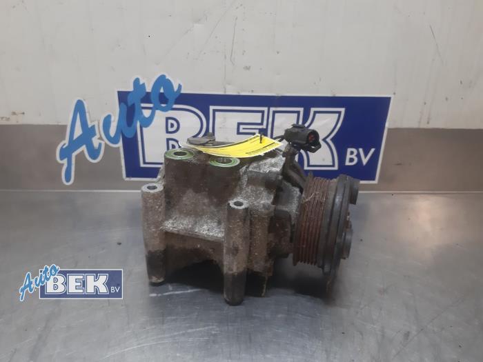 Usagé Compresseur de clim Jaguar S-type (X200) 3.0 V6 24V Prix € 59,99 Règlement à la marge proposé par Auto Bek