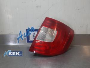 Gebrauchte Rücklicht rechts Skoda Superb Combi (3TAC/TAF) 1.8 TSI 16V Preis € 74,99 Margenregelung angeboten von Auto Bek