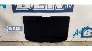 Used Parcel shelf Peugeot 2008 (CU) 1.2 Vti 12V PureTech 82 Price on request offered by Auto Bek