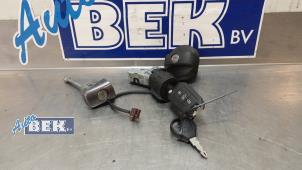 Used Ignition lock + key Peugeot 2008 (CU) 1.2 Vti 12V PureTech 82 Price on request offered by Auto Bek