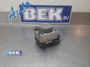 Usados Bomba ABS Fiat Grande Punto (199) 1.4 16V Precio € 49,99 Norma de margen ofrecido por Auto Bek