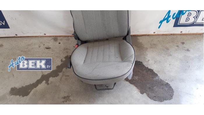 Seat, left from a Fiat 500 (312) 1.2 69 2019