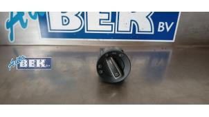 Gebrauchte Licht Schalter Volkswagen Polo IV (9N1/2/3) 1.4 TDI 75 Preis € 15,00 Margenregelung angeboten von Auto Bek